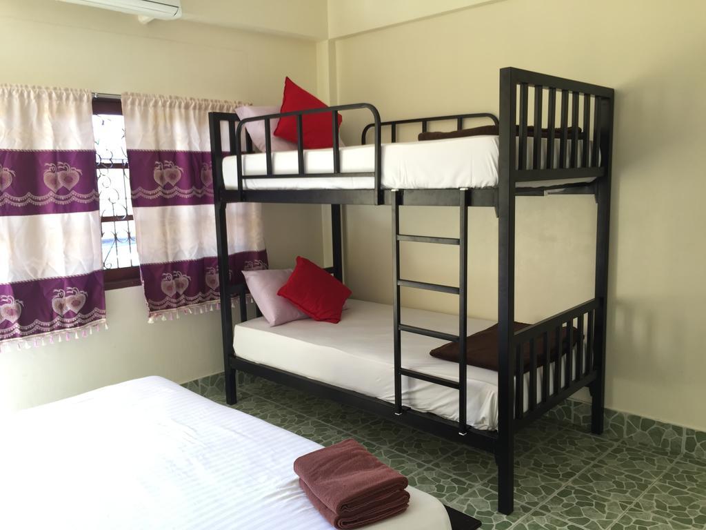 Tid Tarad Hostel Hua Hin Bagian luar foto